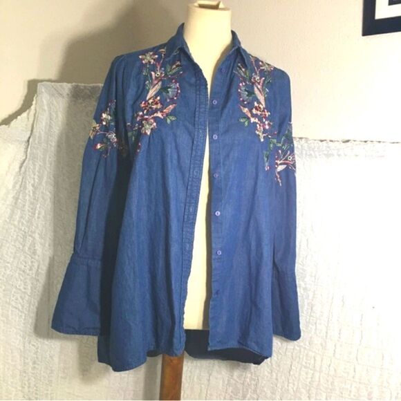 Zara Basic Embroidered Denim Shirt Size Medium - Picture 6 of 11